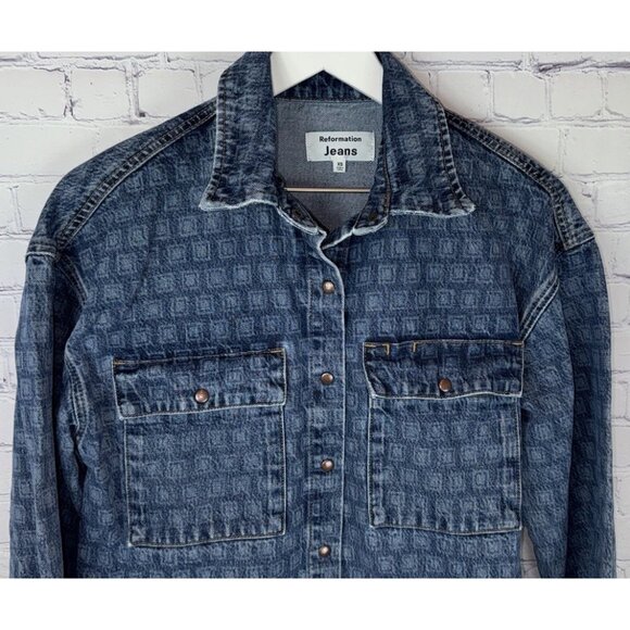 REFORMATION JEANS Lea Denim Shirt Bethesda Row Size XS Oversized - Picture 2 of 7